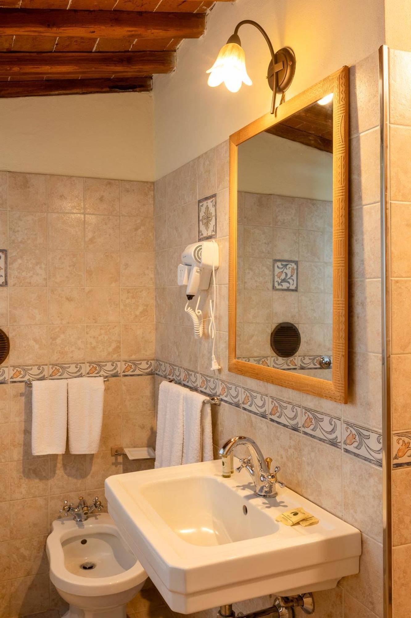 Asso Di Picche Apartment Siena Exterior photo
