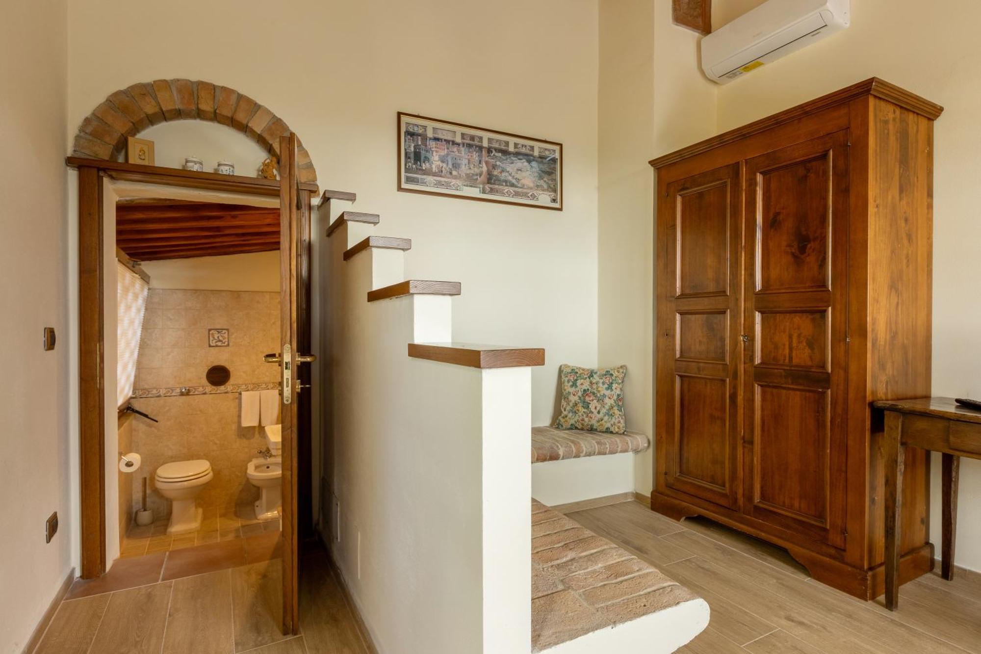Asso Di Picche Apartment Siena Exterior photo